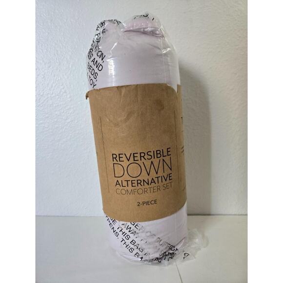 ienjoy Home Lightweight Down Alternative Reversible Comforter Twin XL - Picture 2 of 5